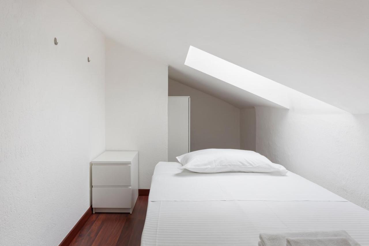 2 Bedroom Apt - Duomo 3 Milan Luaran gambar